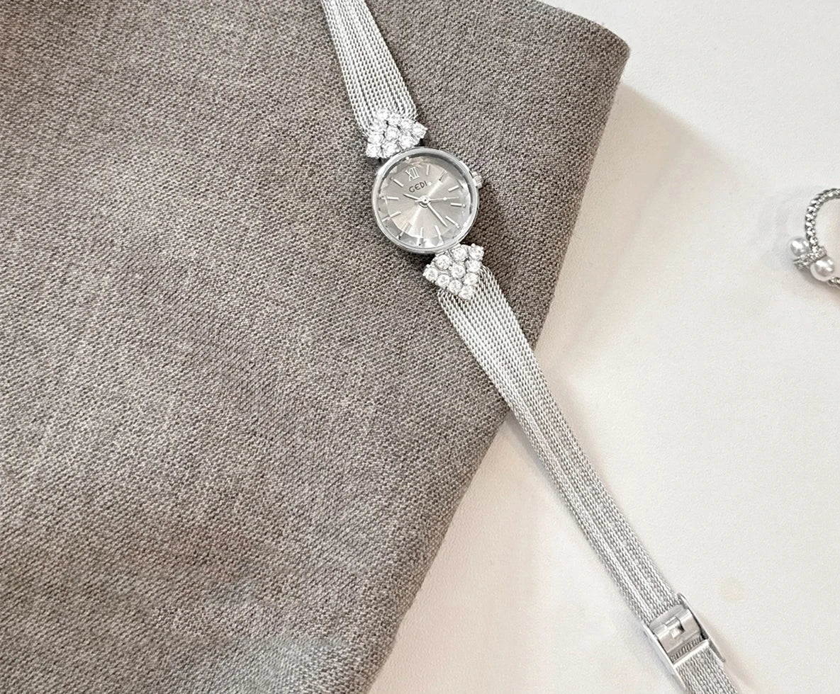 GEDI Watch Gold Silver Diamond Inlaid Steel Strip Women's Wristwatch Vintage Niche Light Luxury Temperament Quartz Watch Woman