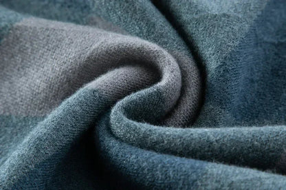 New High Quality Men's  Fashion Business Casual Knitted Sweater Warm Pullover Tops Mens Clothes.