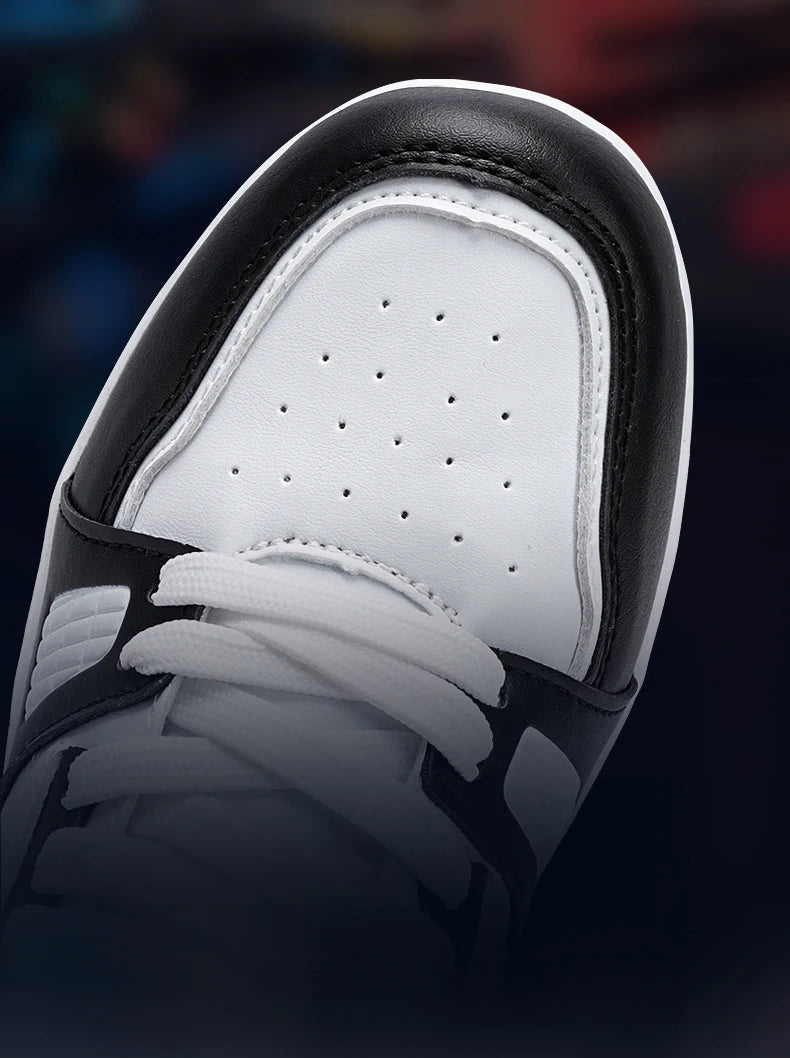 Four wheel roller shoes Boys girls walking shoes Casual outdoor sports slide and shrink school students pulleys shoes sneakers.