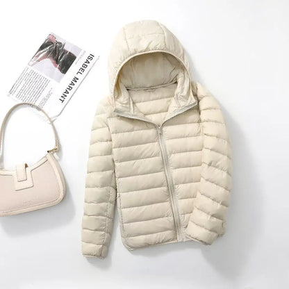 2024 neue Ankünfte Frauen Mit Kapuze Ultra Leichte Packbare Puffer Jacken Herbst Winter Weiße Ente Unten Weiblichen Koreanischen Dünnen Mantel.