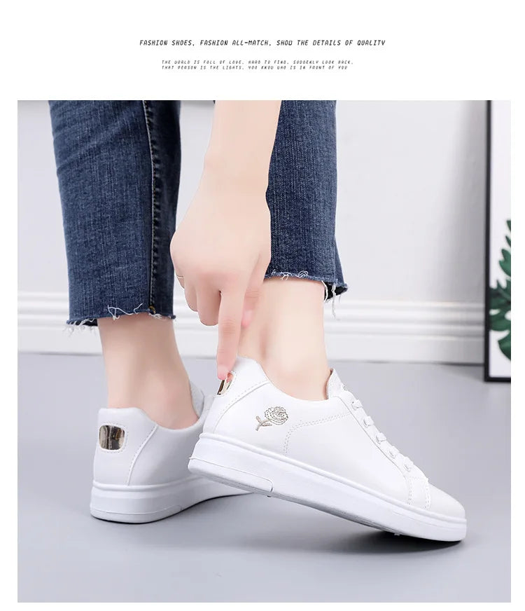 Spring Women Casual Shoes White Breathable Embroidered Flower Lace-Up Women Sneakers Fashion Korean version Women Tennis shoes.
