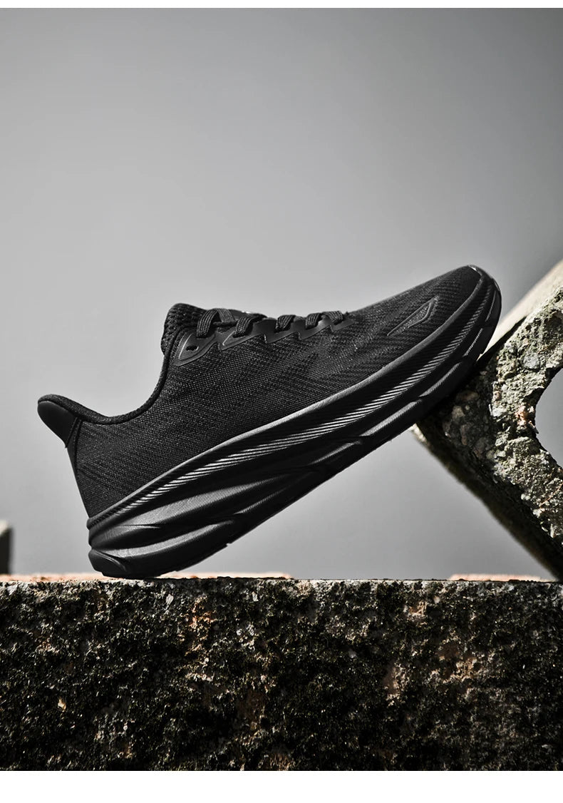 Men's Running Shoes Luxury shoes Couple Outdoor Sneakers Cushioning Breathable Mesh Off-road Trainer Shoes Race Non-Slip Fashion.