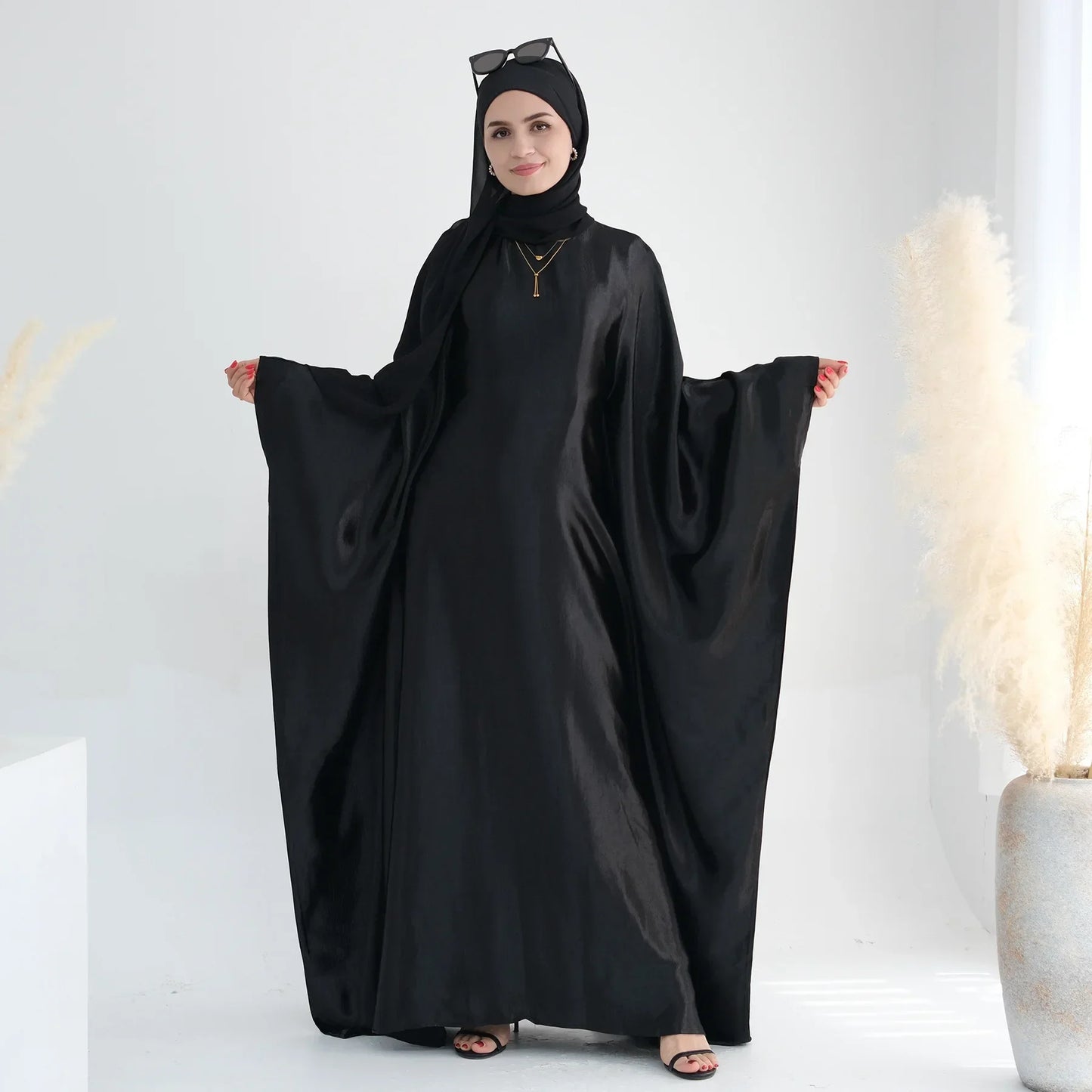 Batwing Butterfly Satin Abaya Dubai Luxury Muslim Kaftan Maxi Dress Abayas For Women Kebaya Robe Caftan Marocain Femme Vestidos