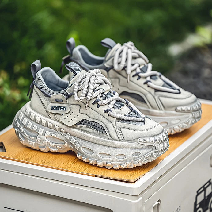 New Summer Outdoor Men's Casual Thick Bottom Sneaker Shoes for Men Sports Breathable Mans Popular Loafers Model Male Sneakers.