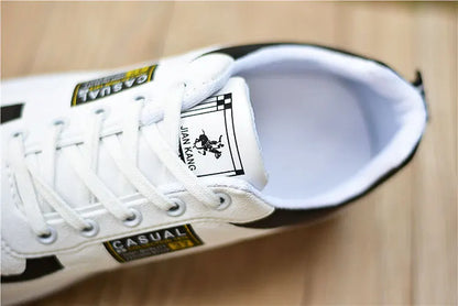 Neue Männer Laufschuhe Atmungsaktive Air Kissen Turnschuhe Männer Outdoor Lace Up Wanderschuhe Non-slip Männer Sport Schuhe Tenis masculino.