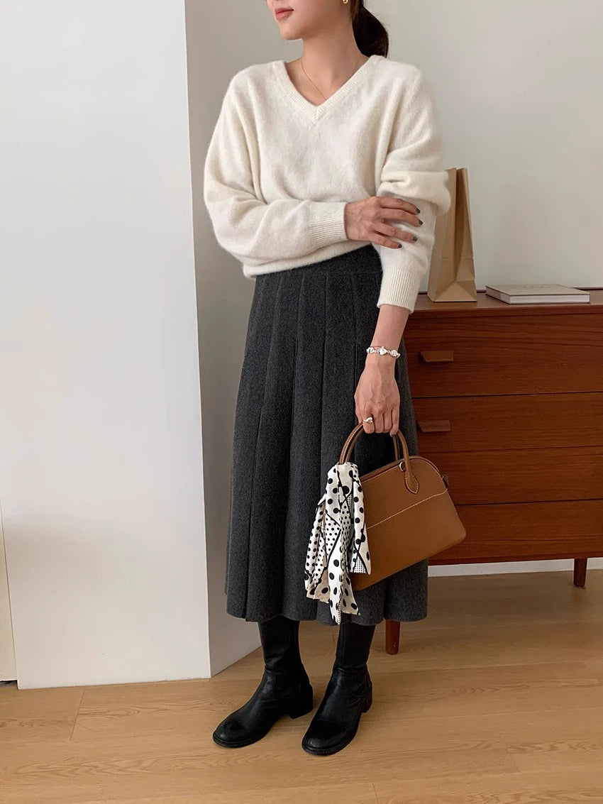 Thick Hepburn Style Woolen Pleated Skirt High Waist Slimming Casual Half Skirt Women Autumn Winter Unique Long Skirt.
