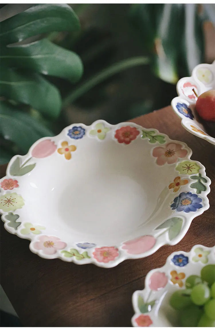 Floral Embossed Rim Soup Dessert Plate - Elegant Ceramic Appetizer Dish for Breakfast, Cafe Dining, Home Kitchen Tableware Set
