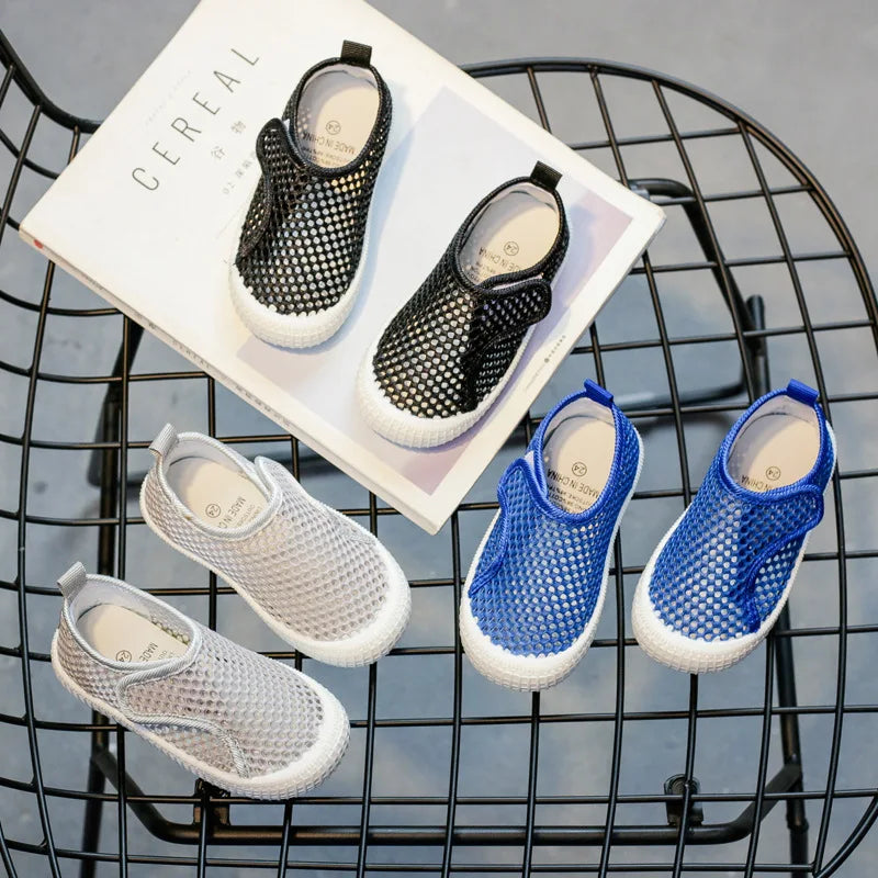 Kids Summer Shoes for Boys Girls Toddlers Children Casual Flats Air Mesh Net Breathable Hollow Cut-outs Sneakers Soft Fashion.