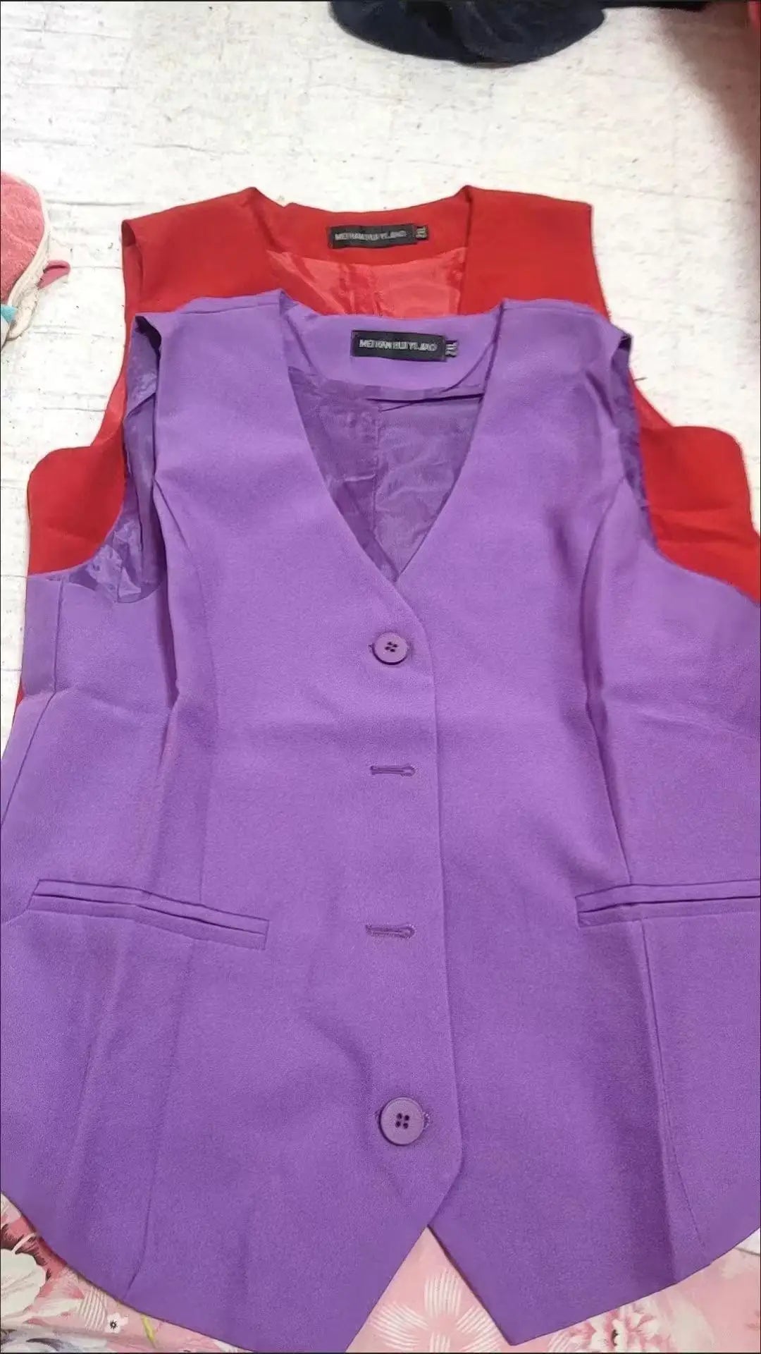 Frühling Sommer Koreanische Mode Weste 2025, Neue Frauen Kurze Mode V-ausschnitt Ärmellose Casual Blazer Weste Mäntel Weibliche Tops.