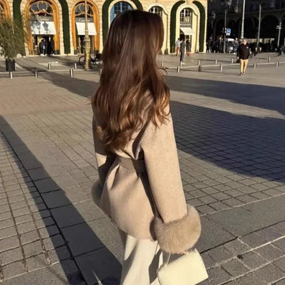 2025 Chic Lapel Plush Coat With Belt Women Vintage Faux Fur Sleeve Tweed Open Coats Female Autumn Winter Casual Street Outwear.