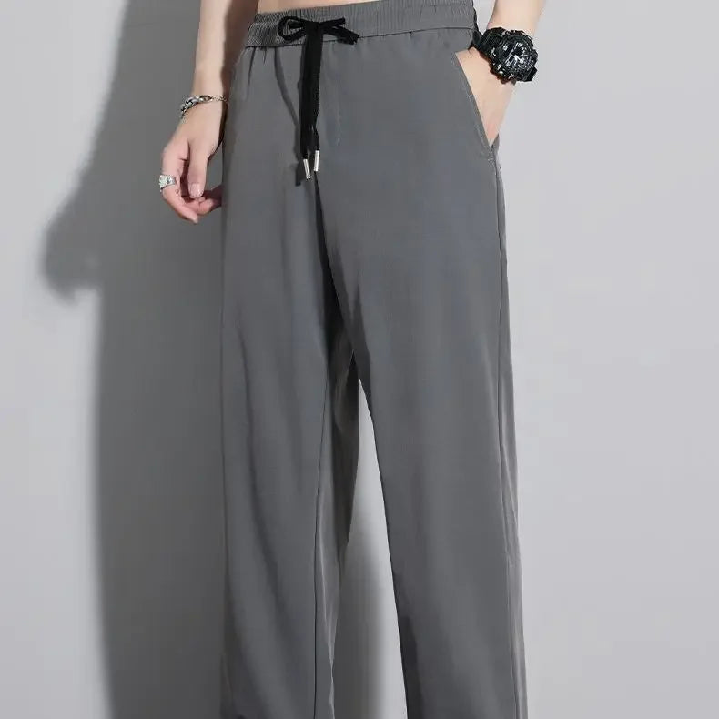 Herren-Freizeithose mit lockerer Passform, ultradünn, vielseitig, gerades Bein, sportlich, drapiert, Eisseidenhose, Sommer, leicht.