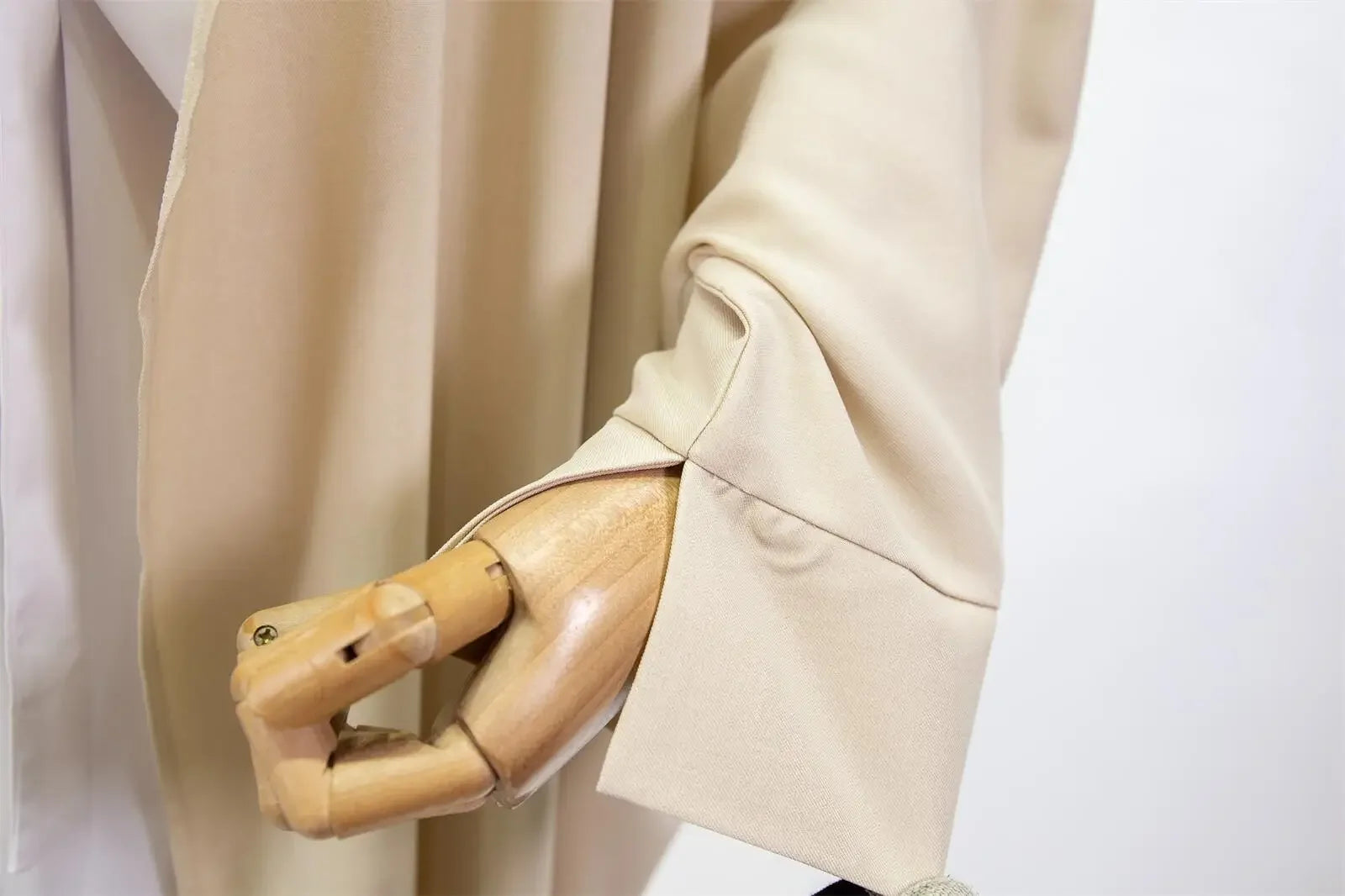 Women's Traditional Arabian Batwing Sleeve Abaya Muslim Loose Maxi Length Dress Women Jilbabs.