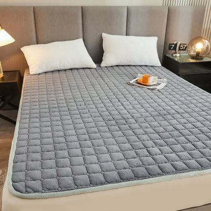 Winter Warm Velvet Mattress Toppers Thick Bed Mattress Cover Bedspread Bed Linens Thin Tatami Floor Mat Single Double Bed Sheet.