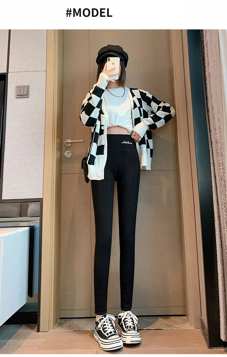 Winter Warm Leggings Women Adding Velvet and Thickening Leggings Small Feet Pencil Pants Outdoor Wearling Casual Stretchy Pants.