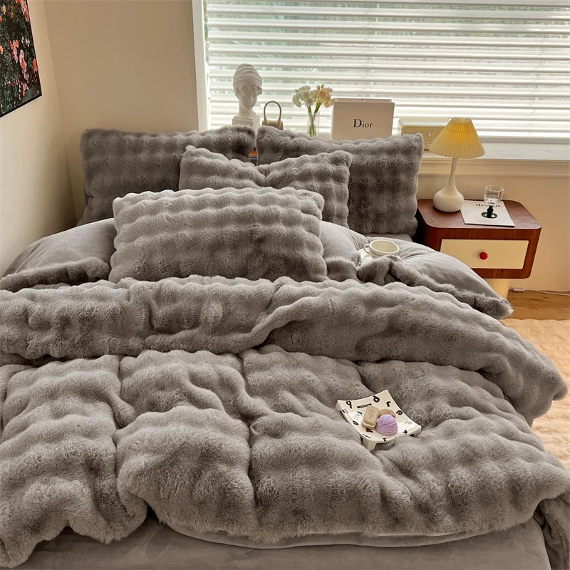 Luxury Faux Rabbit Fur Velvet Fleece Plush Soft Warm Bedding Set Super Comfortable Duvet Cover Set Blanket Bed Sheet Pillowcases