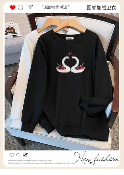 175 kg Übergröße Damen Büste 170 Herbst Lose Rundhals Langarm Diamant Schwan Sweatshirt Schwarz Weiß 5XL 6XL 7XL 8XL 9XL.