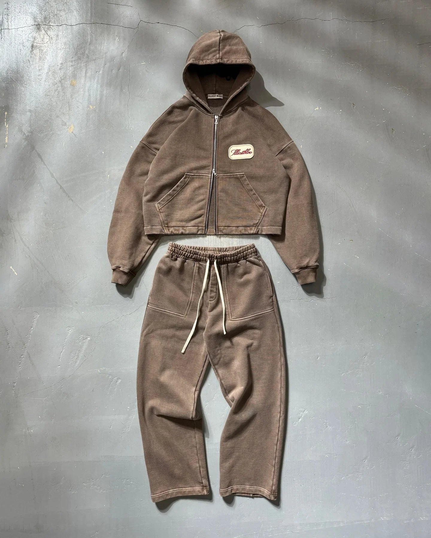 Casual Fashion American Solid Color Cotton Oversized Sweatshirt Men Two Piece Harajuku Joker Slacks Jogging Pants Tracksuits.