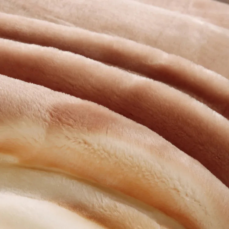 Ultra Soft Cozy Flowers Rose Throw Blanket Microfiber Heavy Fluffy Fleece Blanket for Home Bed Dormitory.