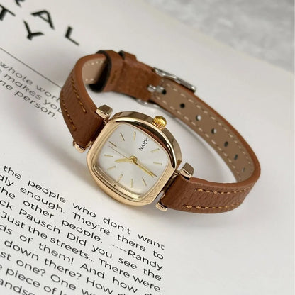Hot Sale Women Watch Simple Small Dial Quartz Watches Luxury Ladies Gift Wristwatch Fashion Student Leather Strap Clock Relógio.