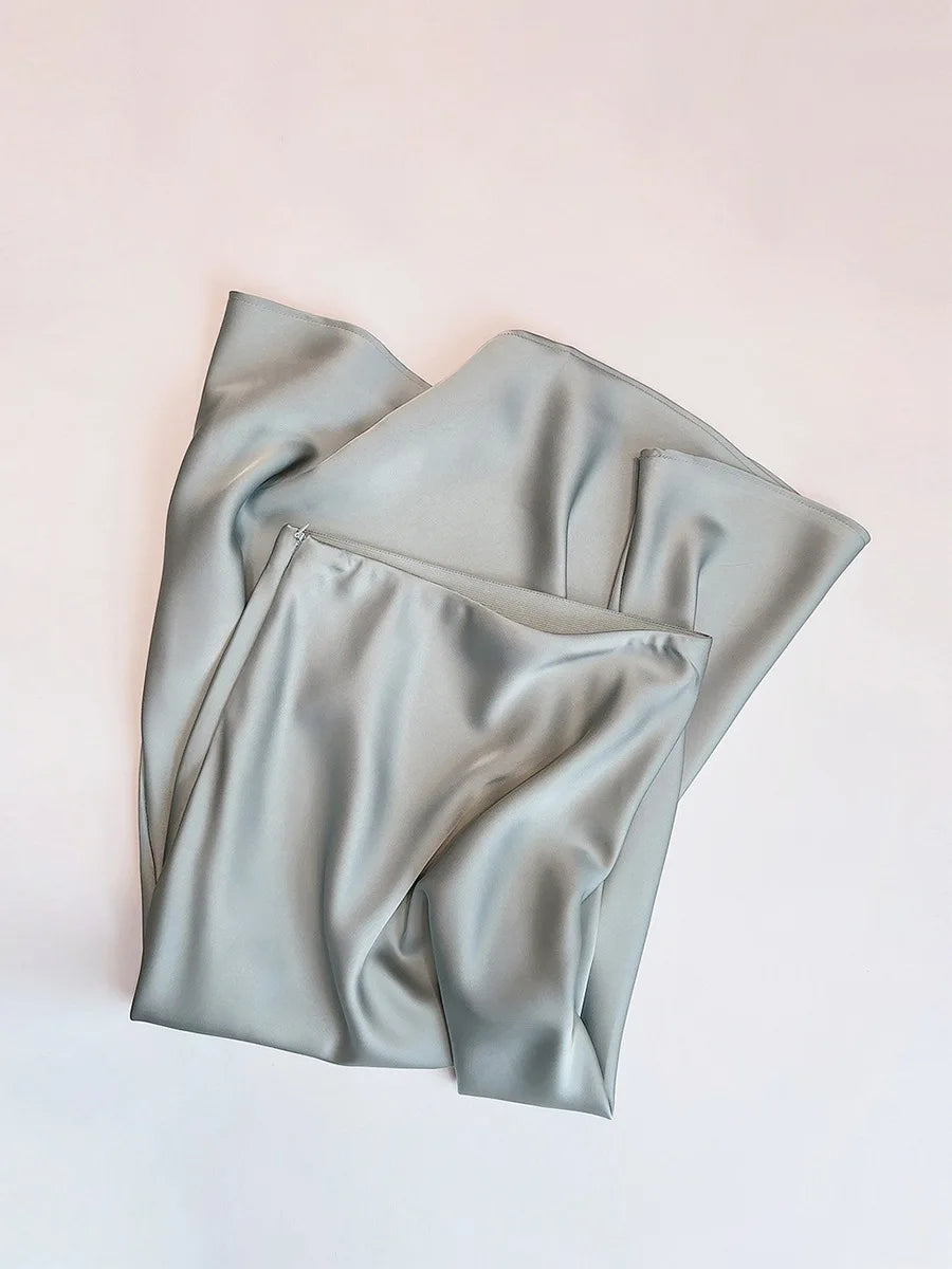 French Style Chic Women's Acetic Acid Satin Flowy High Waist Hip Hugging Skirt for Spring/Summer Fishing Tail Skirt A-line Skirt.