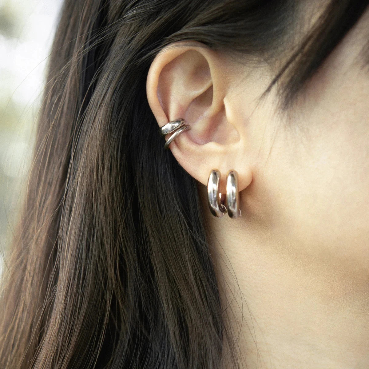 20mm Stainless Steel Hoop Earrings for Women Smooth Metal Round Chunky Ear Buckle Huggie Earrings Jewelry Accessories Wholesale.