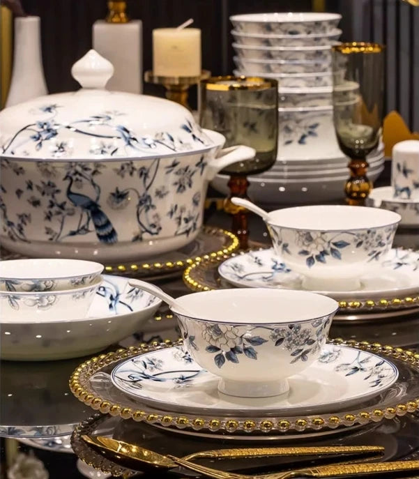 Blue Peacock Bone China Dining Plate Blue and White Kitchen Tableware Flower Ceramic Tableware Home Dining Bar Main Course Plate.