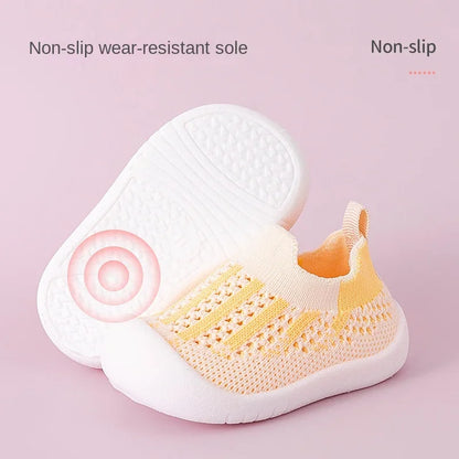 Baby Walking Shoes Summer 2025 New Soft Sole Breathable Mesh Stay-On Anti-Slip Sock Shoes for Infant Boys Girls.