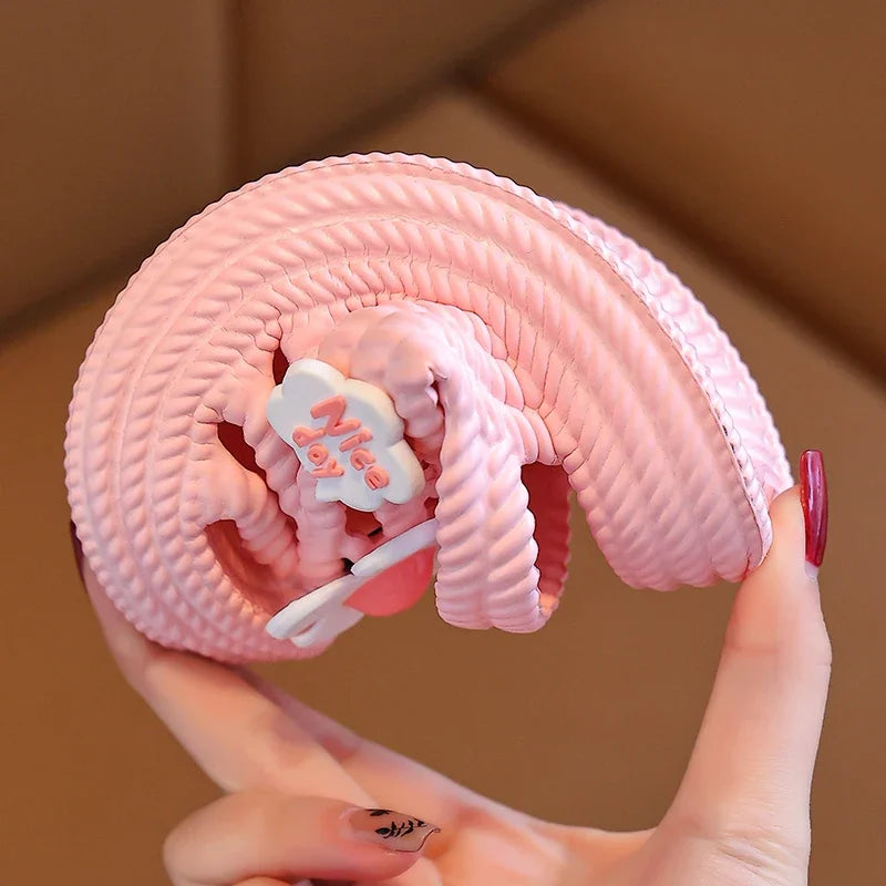 2025 New Children's Slippers Summer Girls and Boys Bathroom Home Anti slip Beach Shoes Soft Soled Baby Sandals.