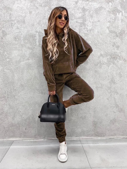 Autumn Winter Velvet Tracksuit Set Elegant Soft Pocket Pullover Top Female Loose Sweatsuit Pants Suit 2024 Two Piece Set Outfits.