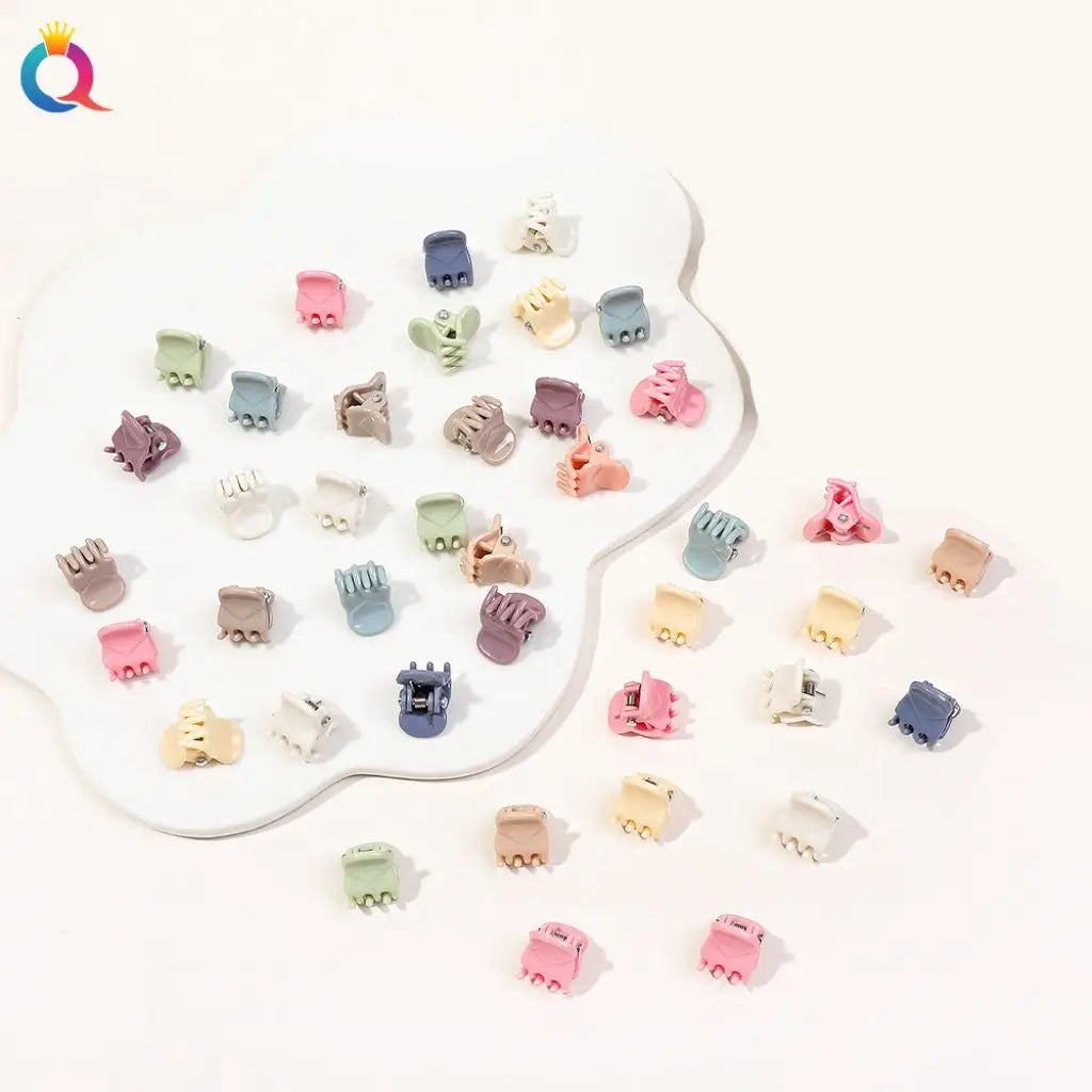 50Pcs Flower Hair Clips Multi color Mini Cute Hair Styling Accessories for Girls and Women Birthday Gifts,10 Colors at Least.