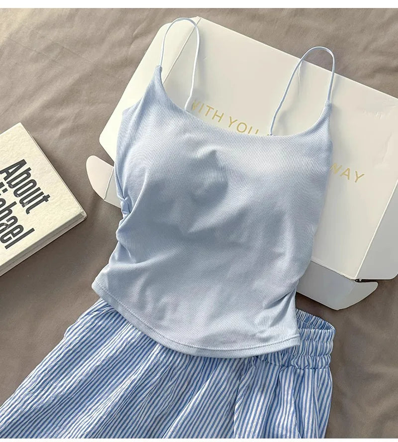 Einfarbiger Pyjama mit Brustpolstern, gestreifte Shorts für Damen, Sommer, dünne Leibchen-Shorts, Loungewear, großer Pyjama, zweiteiliges Set.