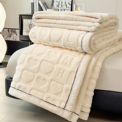 Heart Pattern Coral Fleece Blanket Autumn Winter Double Layer Thicken Warm Plush Blanket for Bed Fluffy Soft Sofa Throw Blankets.