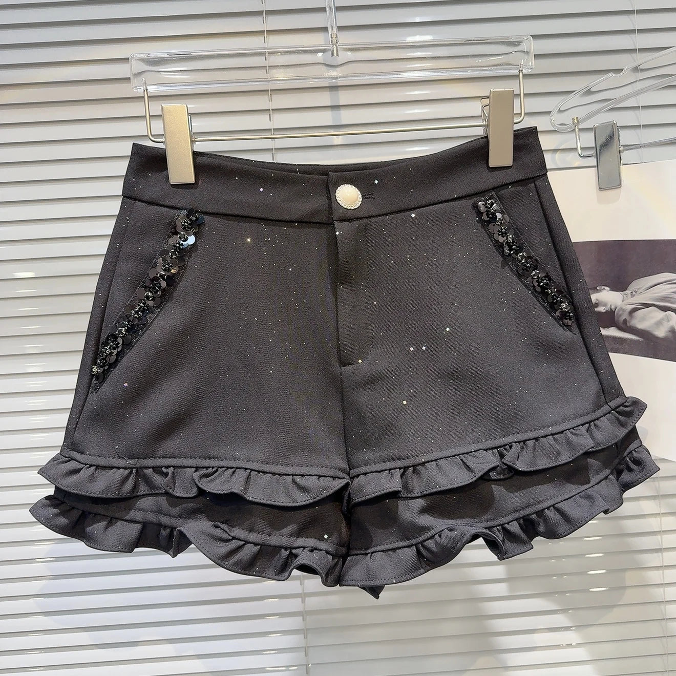 2025 Summer Clothes New Fashion Sequined Beaded Fungus Edge Pants Three-point Shorts Sweet Girls Temperament Short Pants Women