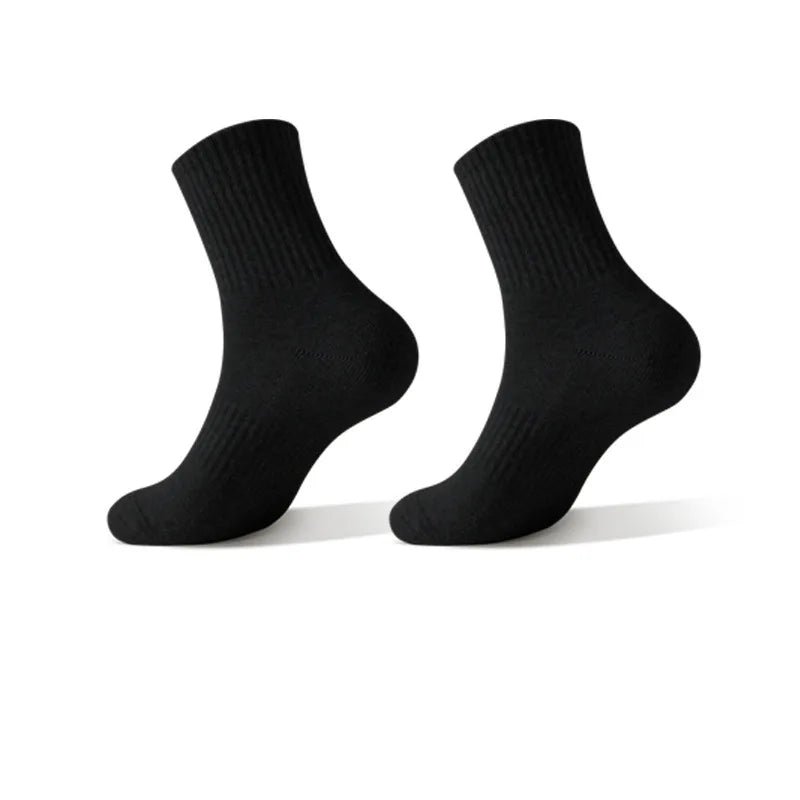 Mens Moisture Wicking Outdoor Hiking Work Cotton Socks Compression Cushion Crew Socks Leisure Men Black Socks 5 Pairs.