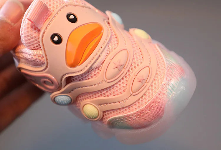 Children Led Casual Shoes Cute Cartoon Duck Sneakers Toddler Glowing Tennis Shoes Boys Girls Breathable Mesh Sports Shoes Sapato.