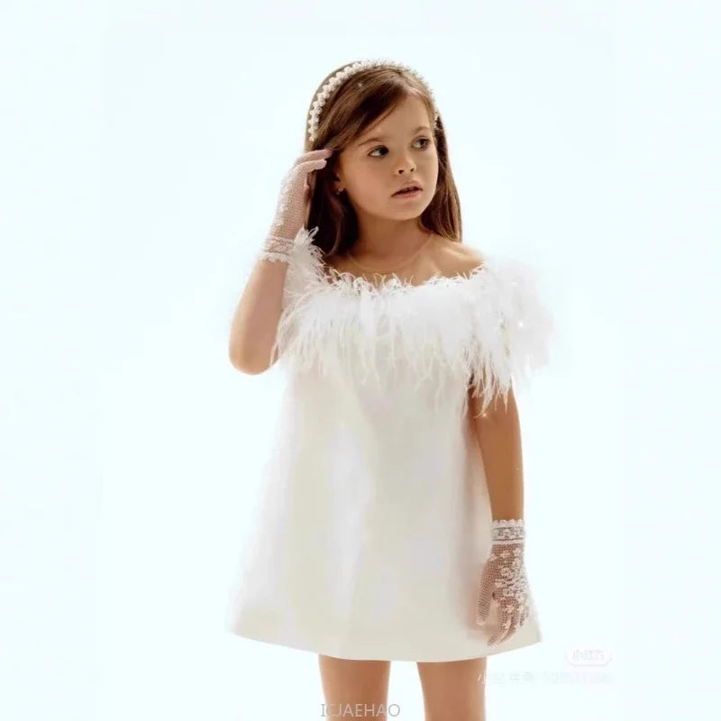 2025 Mädchen Prinzessin Kleid Klavier Leistung Bankett Outfits Geburtstag Party Kleid Weiße Feder Kinder Passende Formale Taufe.