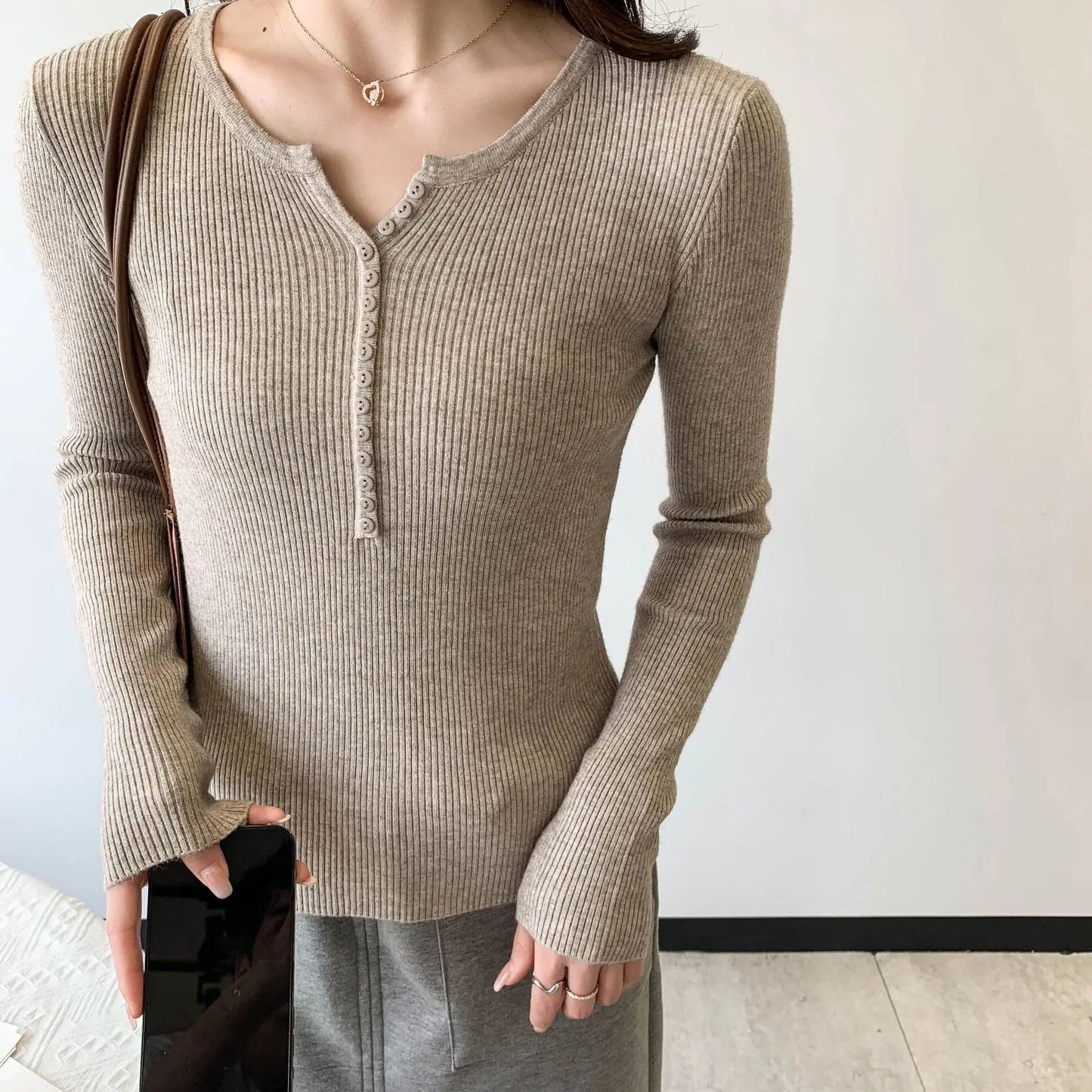 2026 frühling Herbst Grundlegende Pullover Gestrickte Frauen Pullover Taste Oansatz Pullover Weibliche Pullover Schlank Solide Bold Streifen Tops.