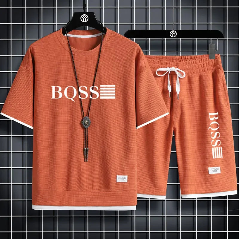 Men's summer new crew neck short-sleeved T-shirt + shorts two sets outdoor fashion hiking jogging breathable casual T-shirt set.