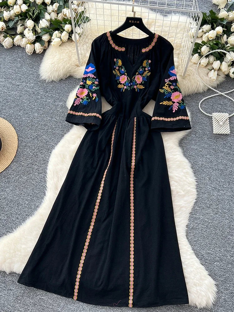 Sommer Freizeit Urlaub Langes Kleid für Frauen Neue Retro Ethnischen Stil Bestickt V-ausschnitt Ausgestellte Ärmel Taille Cinched Kleid D27