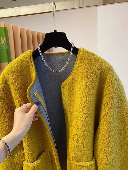 Hochwertige Lammwolljacke für Damen, lockerer warmer Samtmantel, 2025, neuer Frühling und Herbst, große Taschen, modische Oberbekleidung, M-3XL.