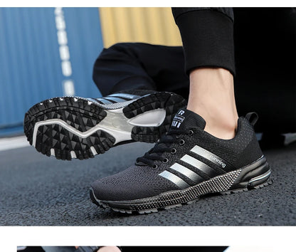 New fashionable plus-size men's casual sports shoes, walking and running shoes, tennis vulcanized men's shoes.