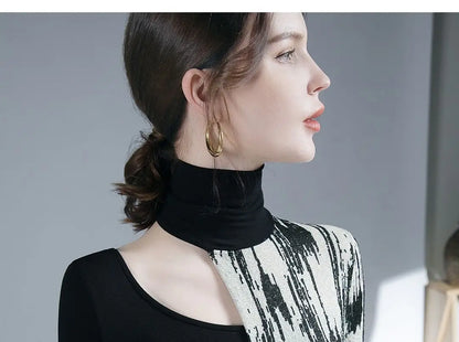 Women Design sense Printing Hollow Out Pullovers Elegant Slim Top Spring Autumn 2024 New Turtleneck Long Sleeve Fashion T-Shirts.