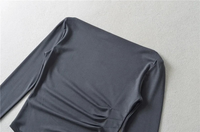 Slim Fit Long Sleeve T-Shirt Women's Shoulder Bared One-Shoulder Design Crease Asymmetrical Pure Desirable Spicy Girl Style.