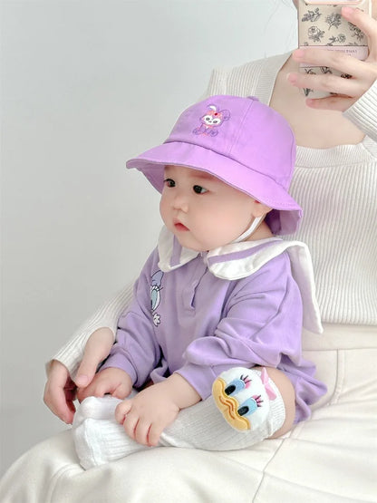 Neugeborenen Baby Strampler Socke Hut 3 stücke Set Cartoon Donald Daisy Ente Kleidung Jungen Mädchen Overall Infant Kurzarm Body k732.