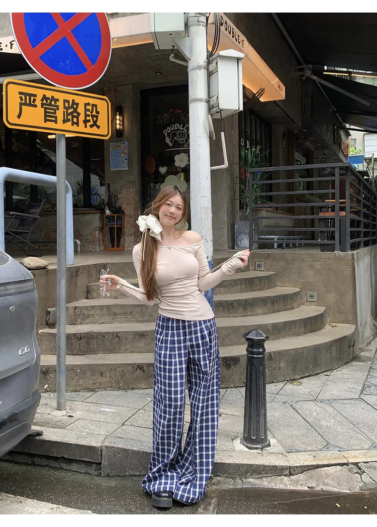 1pcs Spring Autumn Fashion Skew Collar Off-shoulder Long-sleeved T-shirts Women New Solid Slim Fit Sexy Tees Shirts Student Tops.