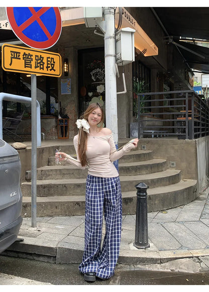 1pcs Spring Autumn Fashion Skew Collar Off-shoulder Long-sleeved T-shirts Women New Solid Slim Fit Sexy Tees Shirts Student Tops.