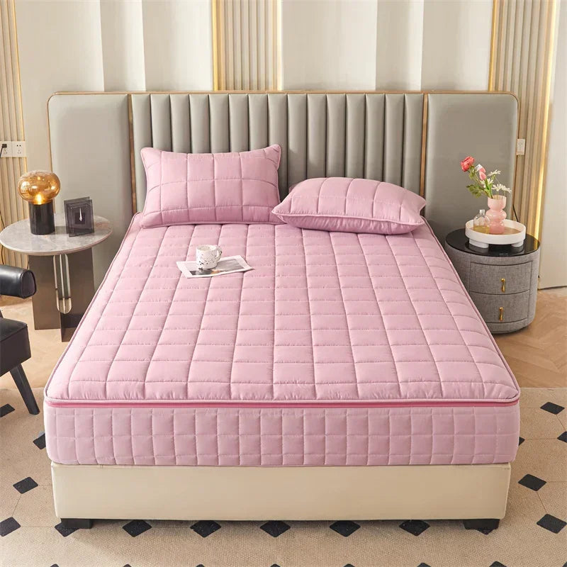 Breathable Quilted Mattress Protector with Soybean Fiber Padding Hypoallergenic Skin-Friendly Cover Machine Washable 720° Cover