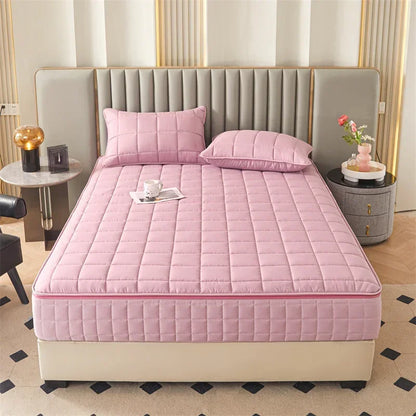 Breathable Quilted Mattress Protector with Soybean Fiber Padding Hypoallergenic Skin-Friendly Cover Machine Washable 720° Cover