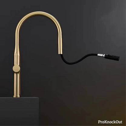Luxury Brushed Gold Brass Pull Out Kitchen Faucet with Ceramic Cartridge Hot Cold Water Sink Tap Modern High End Sprayer Durable