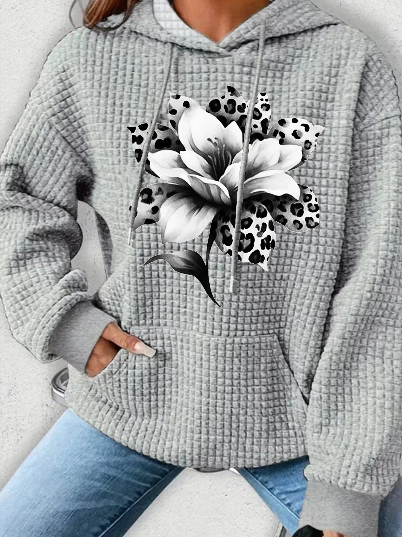 Plus Size Women Clothing Waffle Knit Tops For Women Leopard Flower Printed Oversize Hoodies for Women With Pocket Sweatshirt.